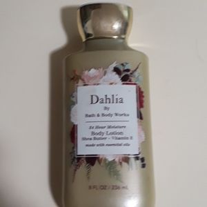 Bath & body works dahlia 24 hr moisture body lotio